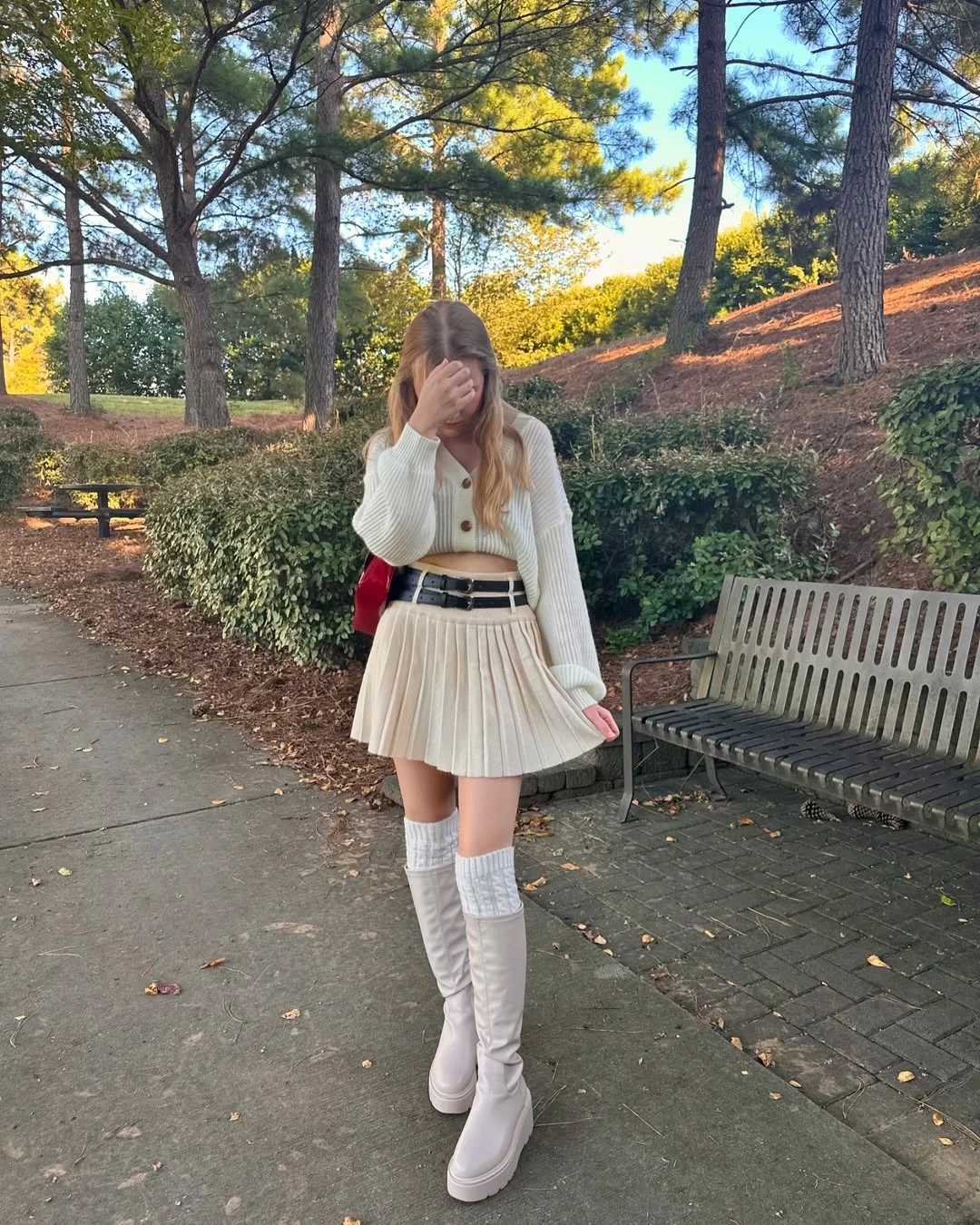 Early fall outfits ideas 2026 Soft Cream Layers Bring Romance Into Early Fall Dressing