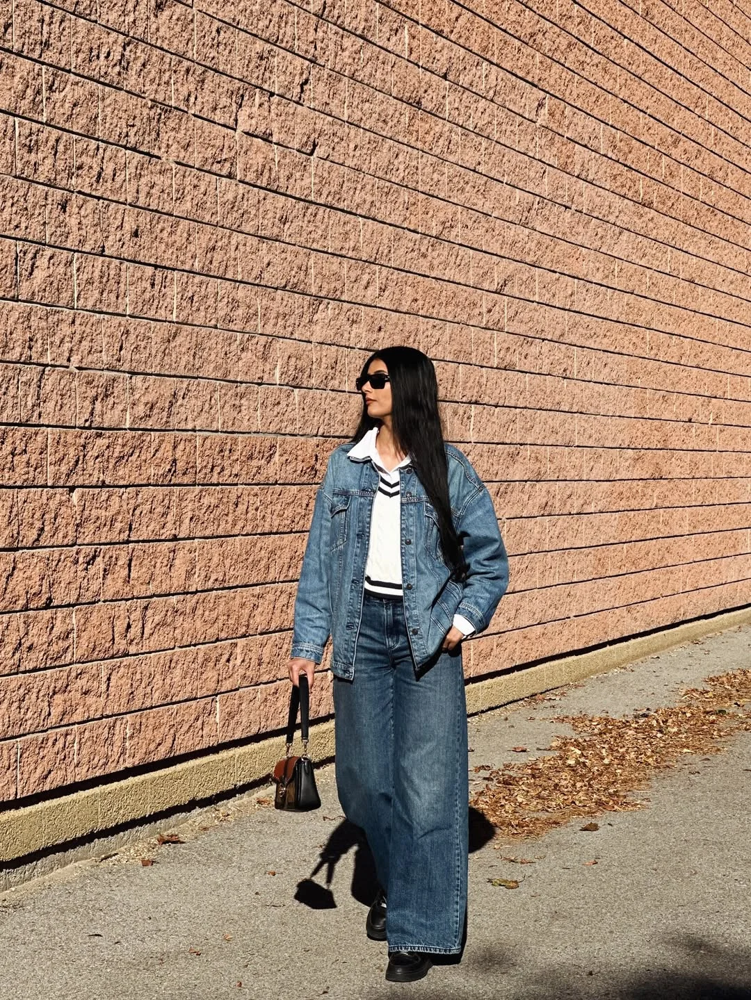 fall all denim outfits for women 2026 Oversized Denim Jackets Make Wide-Leg Jeans Feel More Relaxed