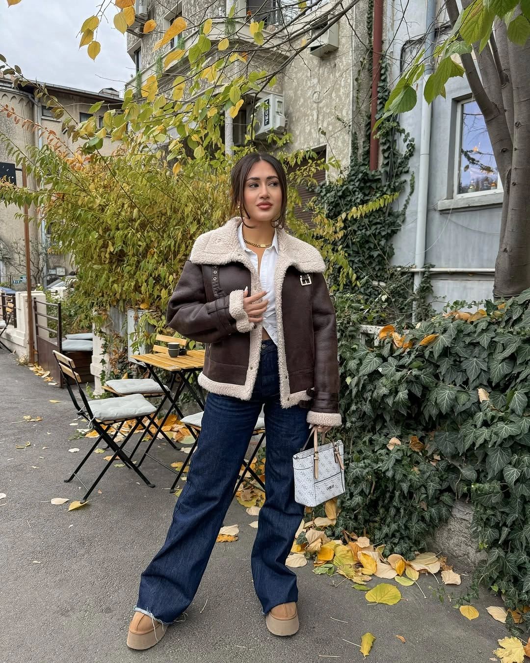 fall going out outfits 2026 Shearling Jacket and Wide-Leg Denim for Everyday Going-Out Style