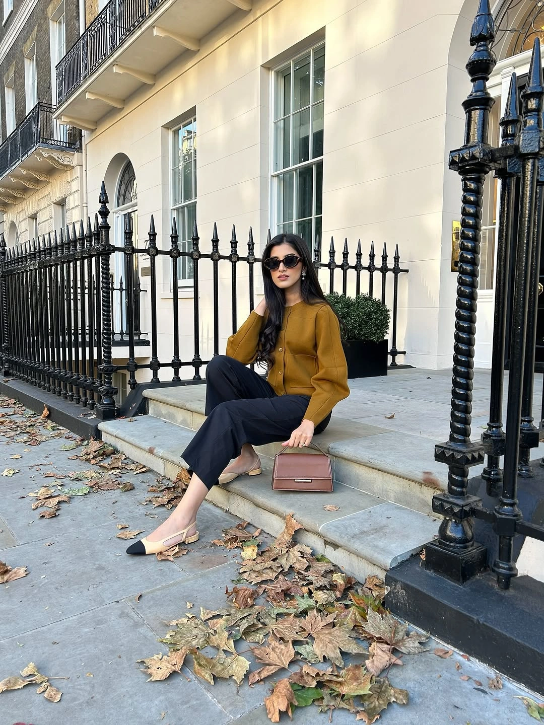 fall going out outfits 2026 Minimalist Knit Cardigan with Tailored Trousers for Elegant Evenings
