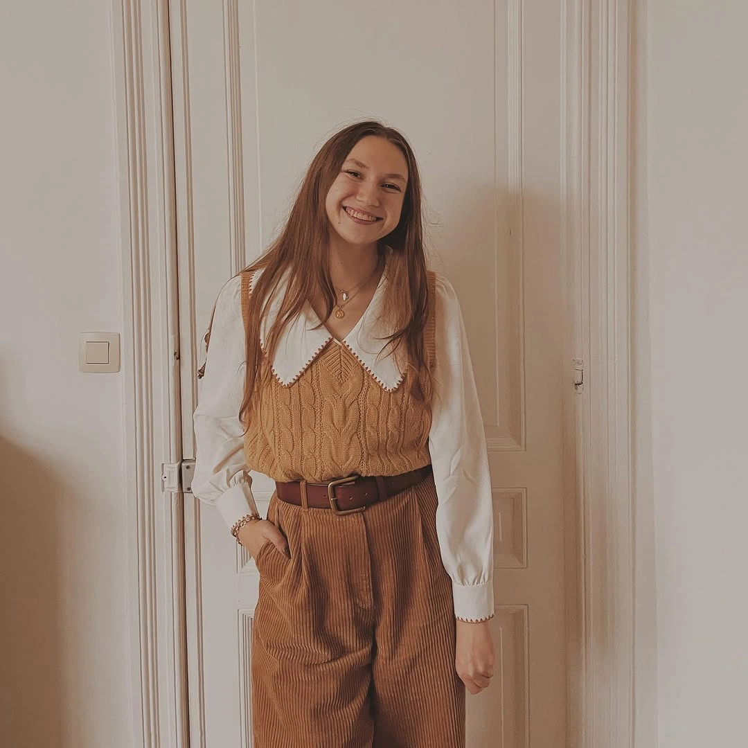 fall going out outfits 2026 Soft Academic Layers with Vintage Autumn Charm