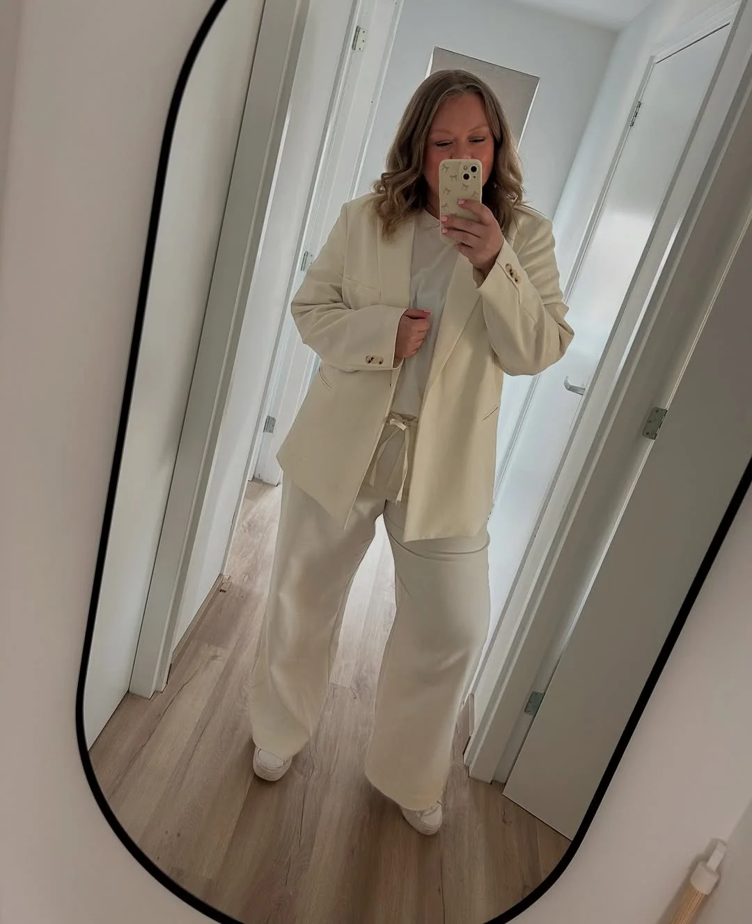 fall outfits for plus size women 2026 Monochrome Cream Tailoring Makes Business Casual Feel Effortless
