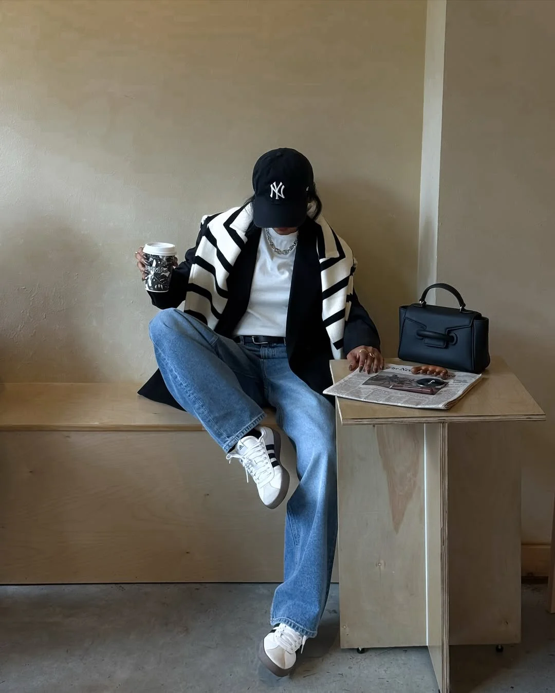 Fall outfits ideas 2026 Sporty Layered Looks With Classic Blue Jeans