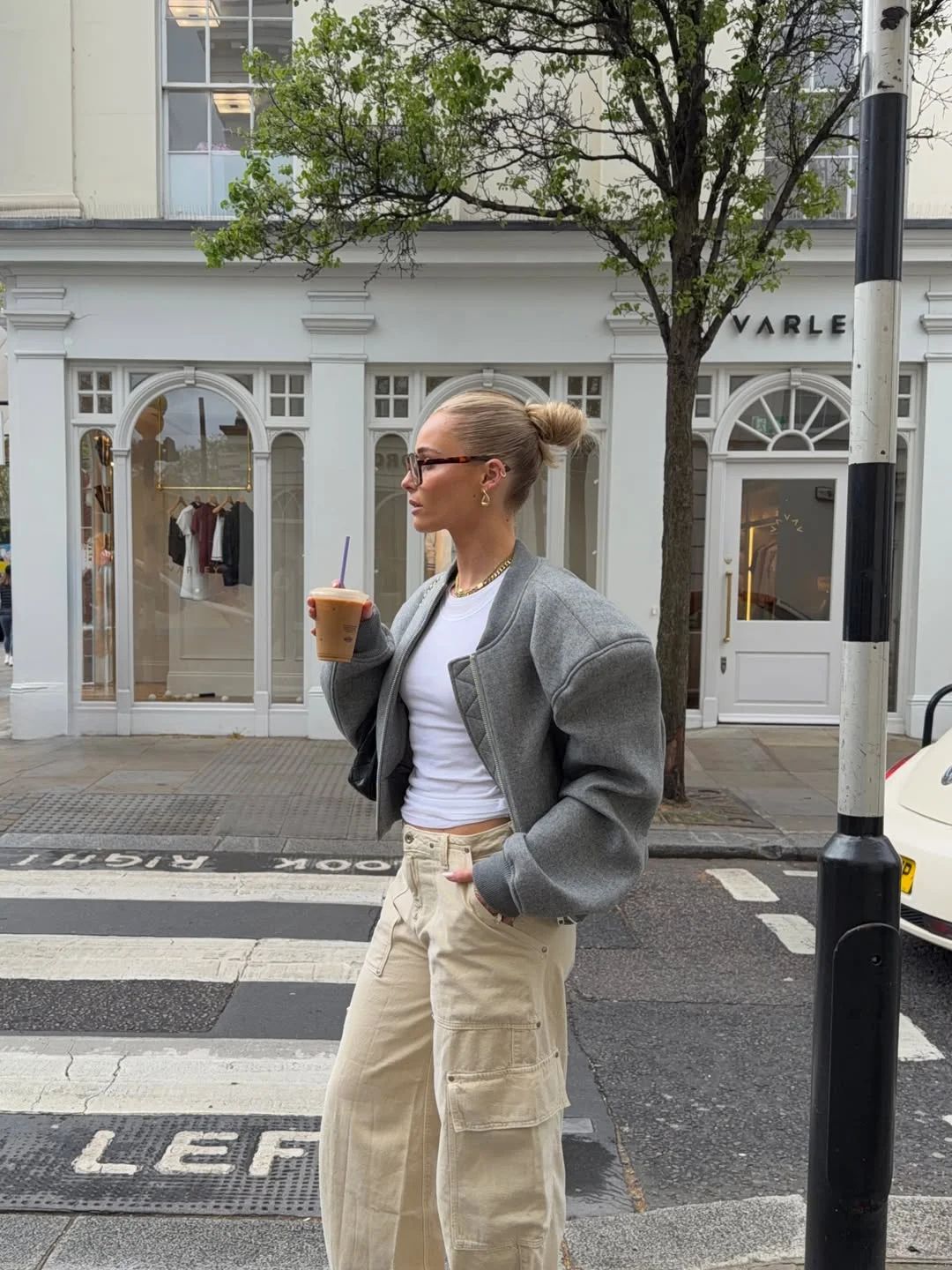 Fall outfits ideas 2026 Structured Gray Jackets And Cream Cargo Trousers