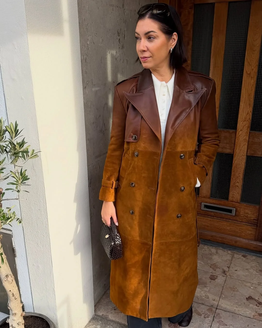 fall outfits with coat 2026 A Cognac Leather Trench That Only Gets Better With Time
