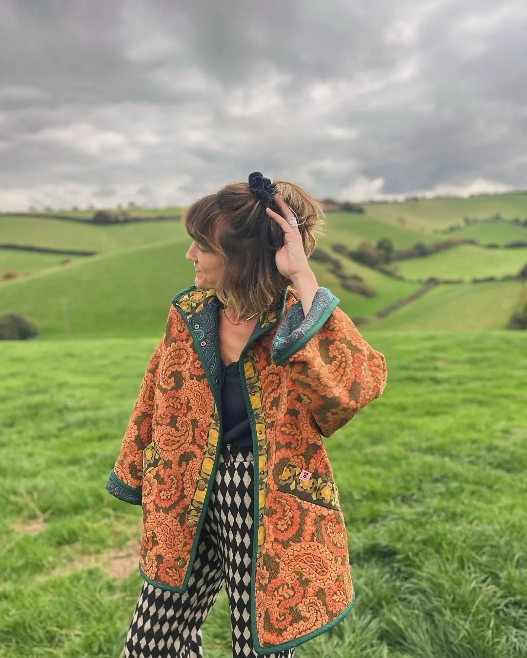fall outfits with jacket 2026 Choose Rich Prints for a Cozy Countryside Mood