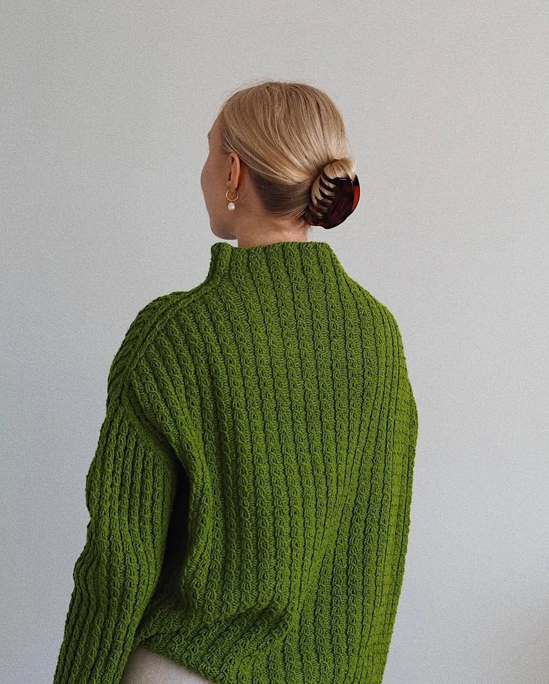 fall outfits with sweater 2026 Rich Green Cable Knit That Makes A Statement Without Prints