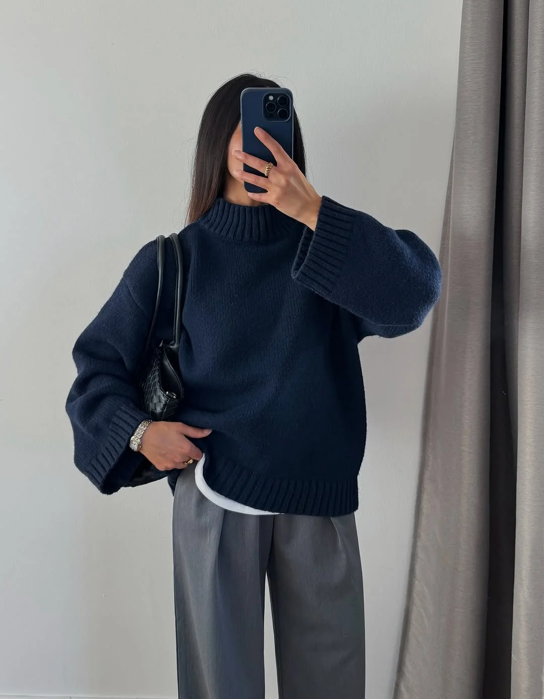 fall outfits with sweater 2026 Oversized Navy Sweater For Modern City Dressing