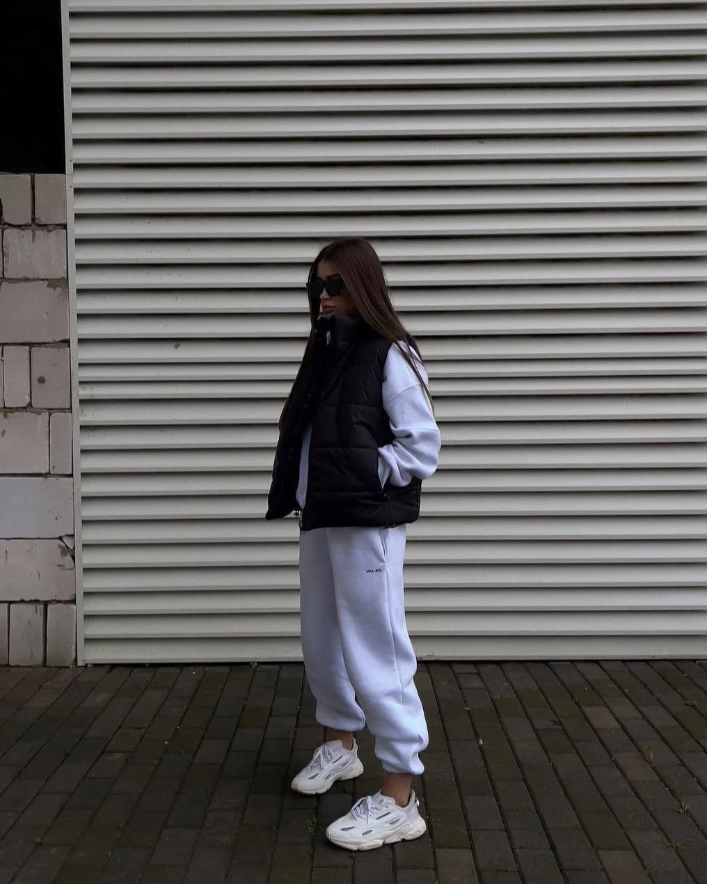 fall outfits with vests 2026 Sporty Monochrome Layers for Crisp Fall Mornings