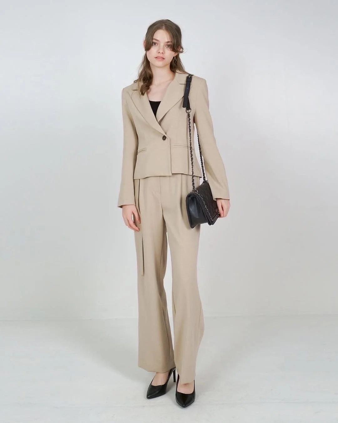 fall smart casual office outfits women 2026 Minimal Beige Suiting That Always Looks Expensive