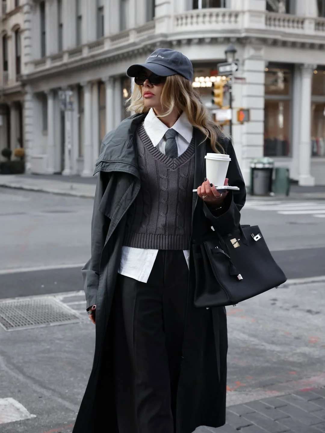 fall street style NYC outfits 2026 Officecore Layers With Modern Manhattan Edge