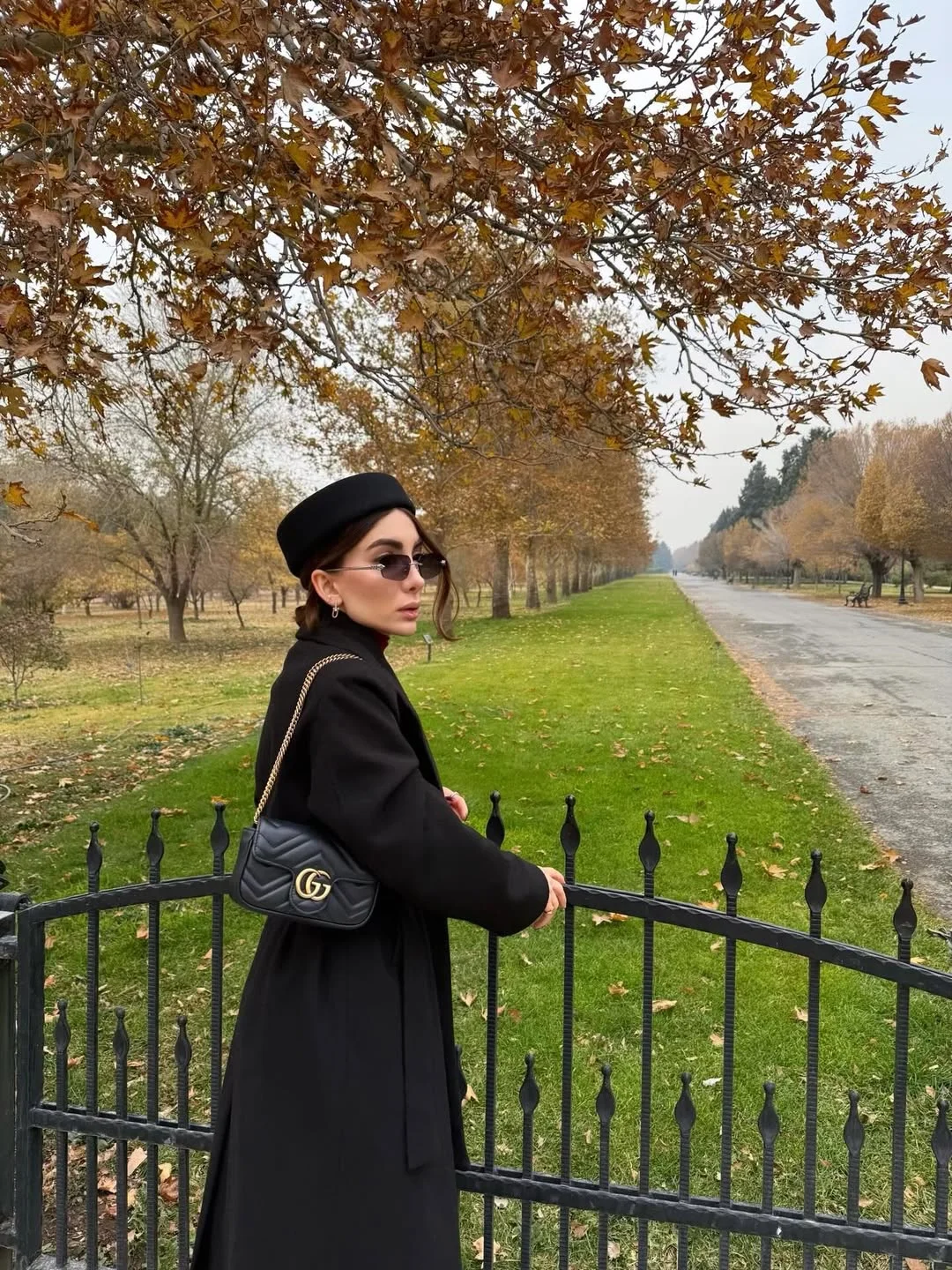 fall street style NYC outfits 2026 Parisian Black Coats And Minimalist Autumn Glamour