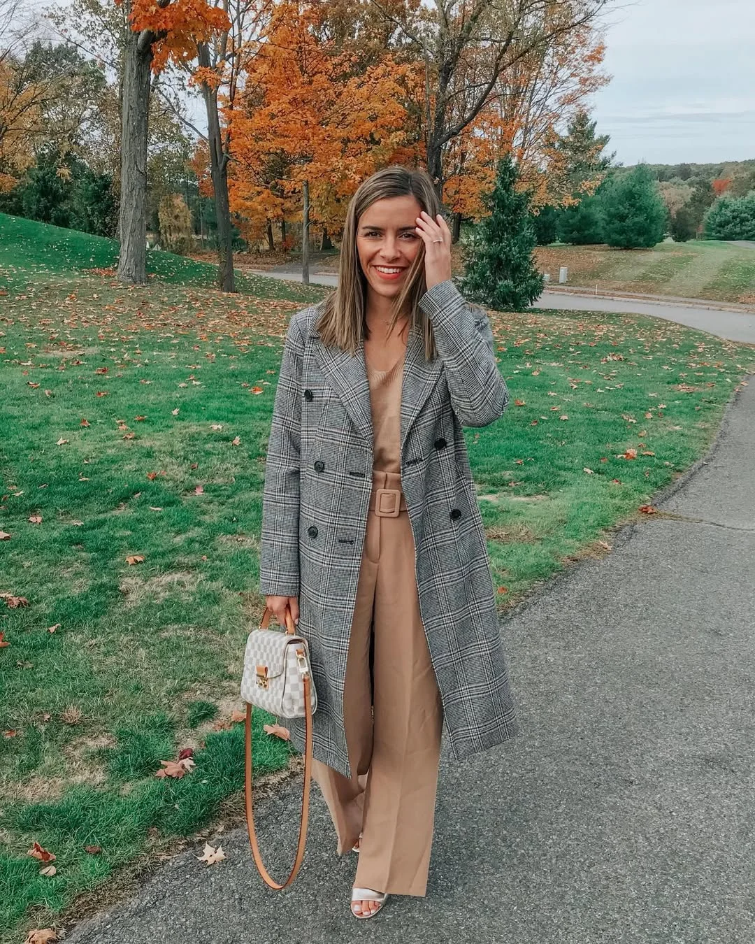 fall work outfits 2026 Plaid Coats and Neutral Monochrome Layers That Always Feel Polished