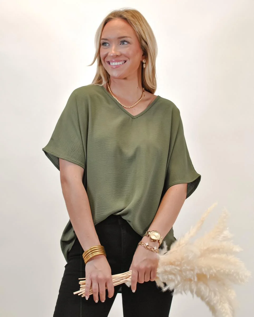 fall work outfits 2026 Olive Green Tops That Make Simple Workwear Feel Fresh