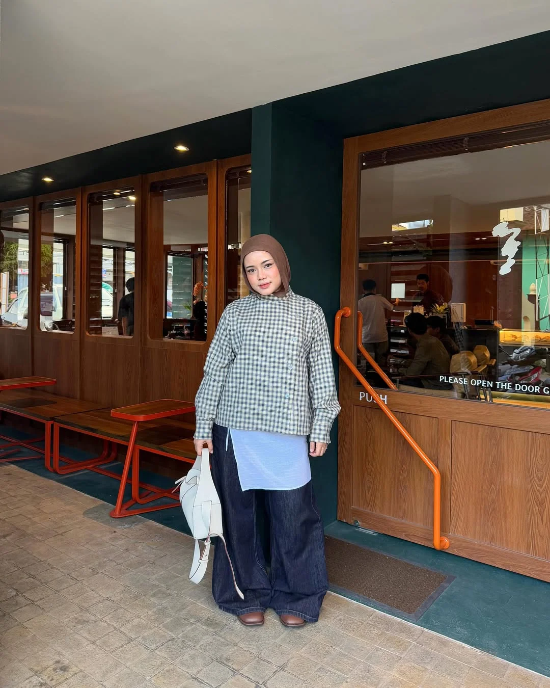New trends: fall fashion 2026 Soft Layering and Relaxed Denim Are Taking Over Everyday Fall Dressing