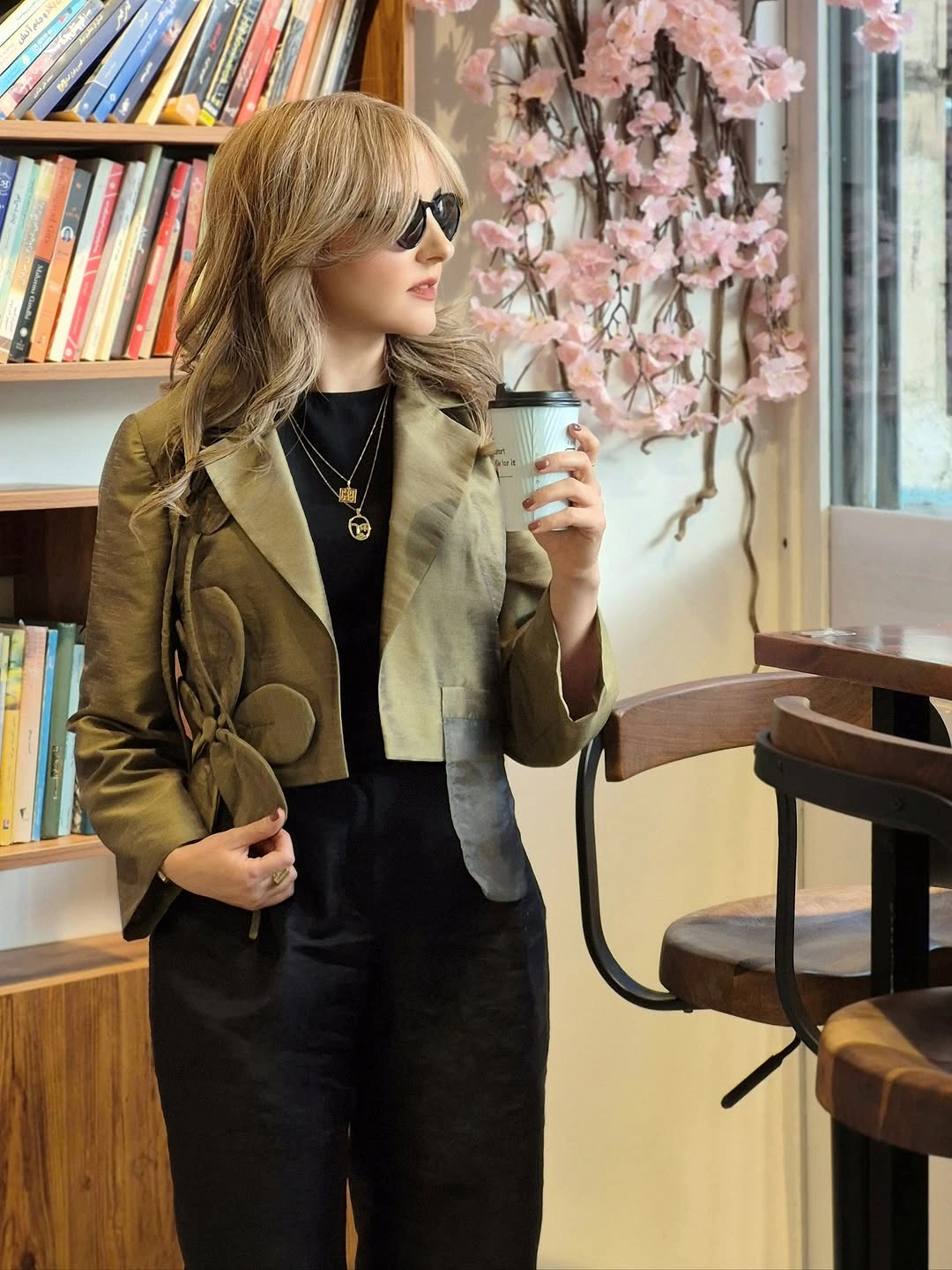 nice fall outfits 2026 Elegant Olive Blazer Styling For Coffee Dates And Evenings Out