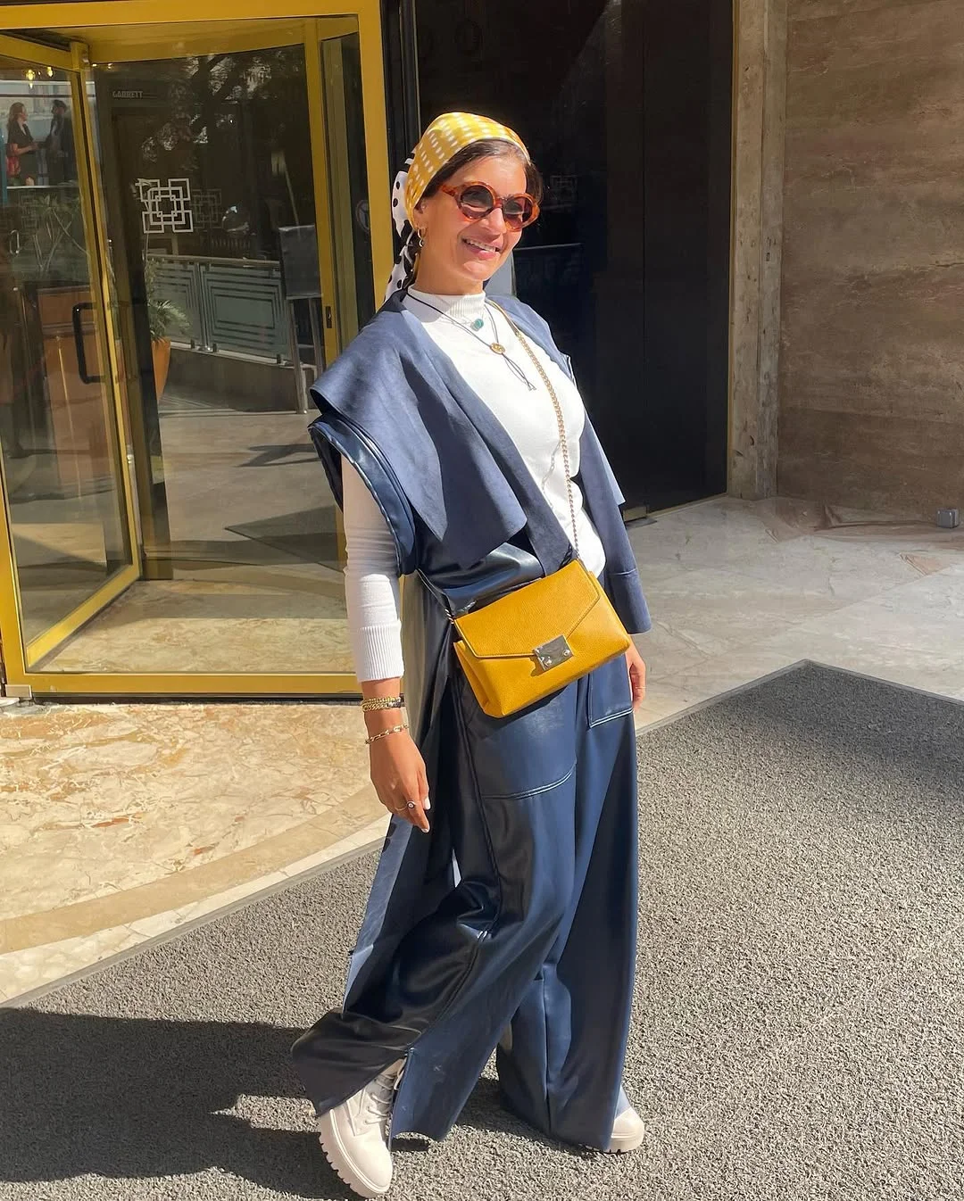 simple fall outfits 2026 Modern Layering With Sporty Accessories and Rich Color Contrast