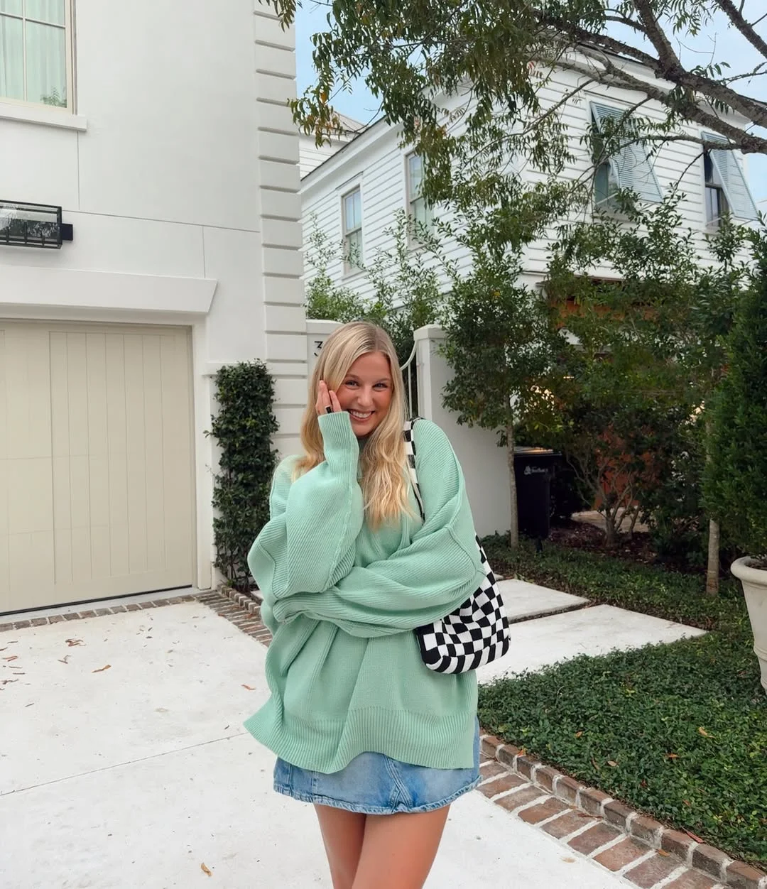 Summer to fall outfits 2026 Oversized Knitwear With Bare Legs Still Feels Surprisingly Fresh