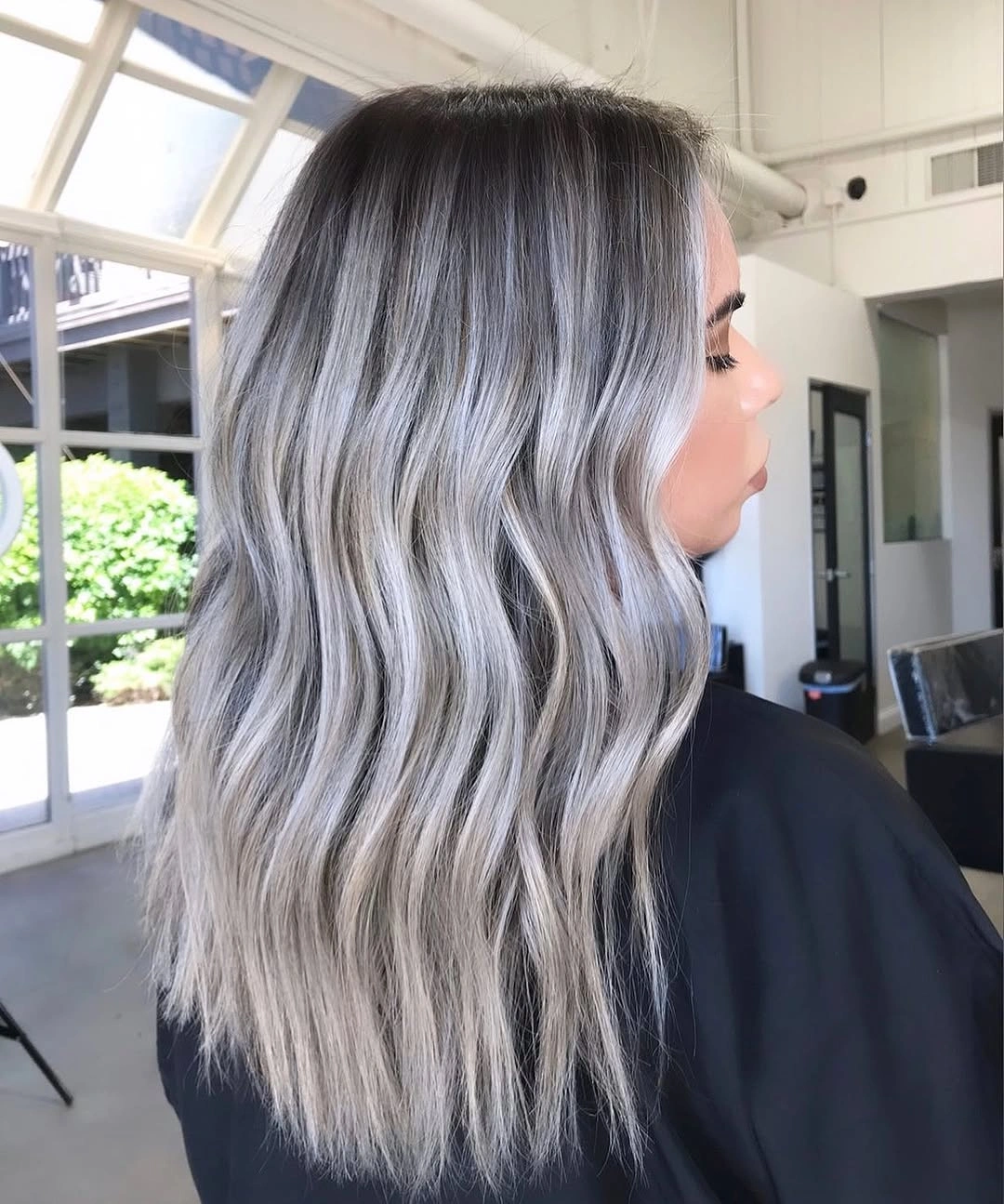 babylights hair ideas Silvery Blonde Dimension with Soft Beach Waves