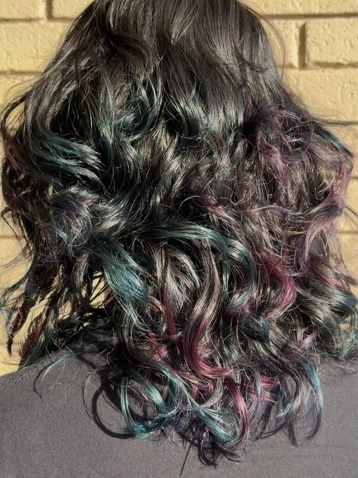 body waves hairstyle Dark Dimensional Waves With Hidden Jewel-Tone Accents