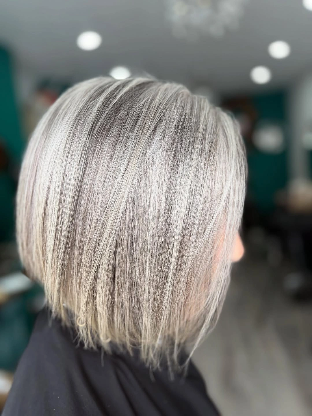 Fall blonde hair colour 2026 Elegant Mushroom Blonde With Soft Smoky Dimension