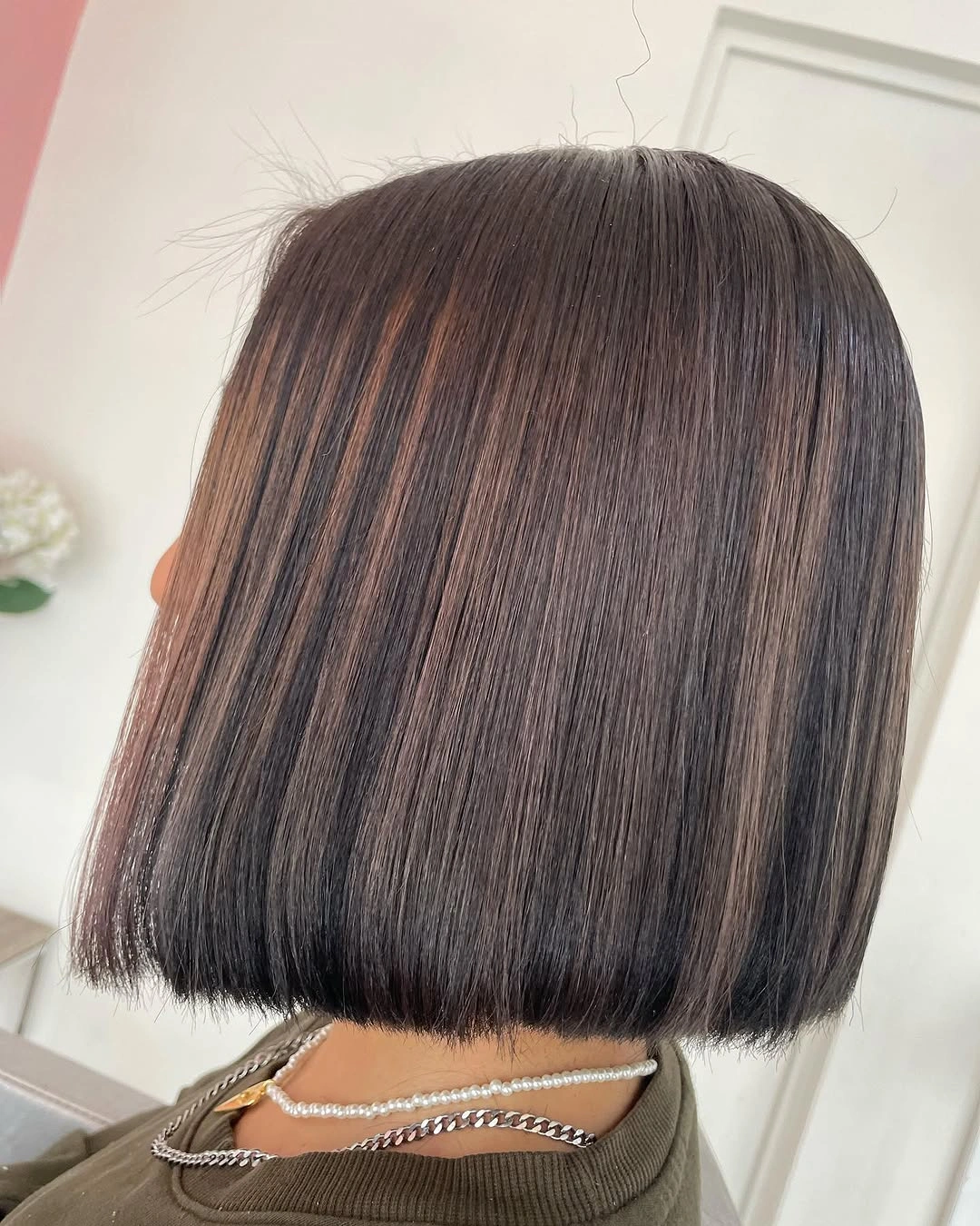 Fall brunette hair colour 2026 Precision Brunette Bob with Fine Mocha Ribbons