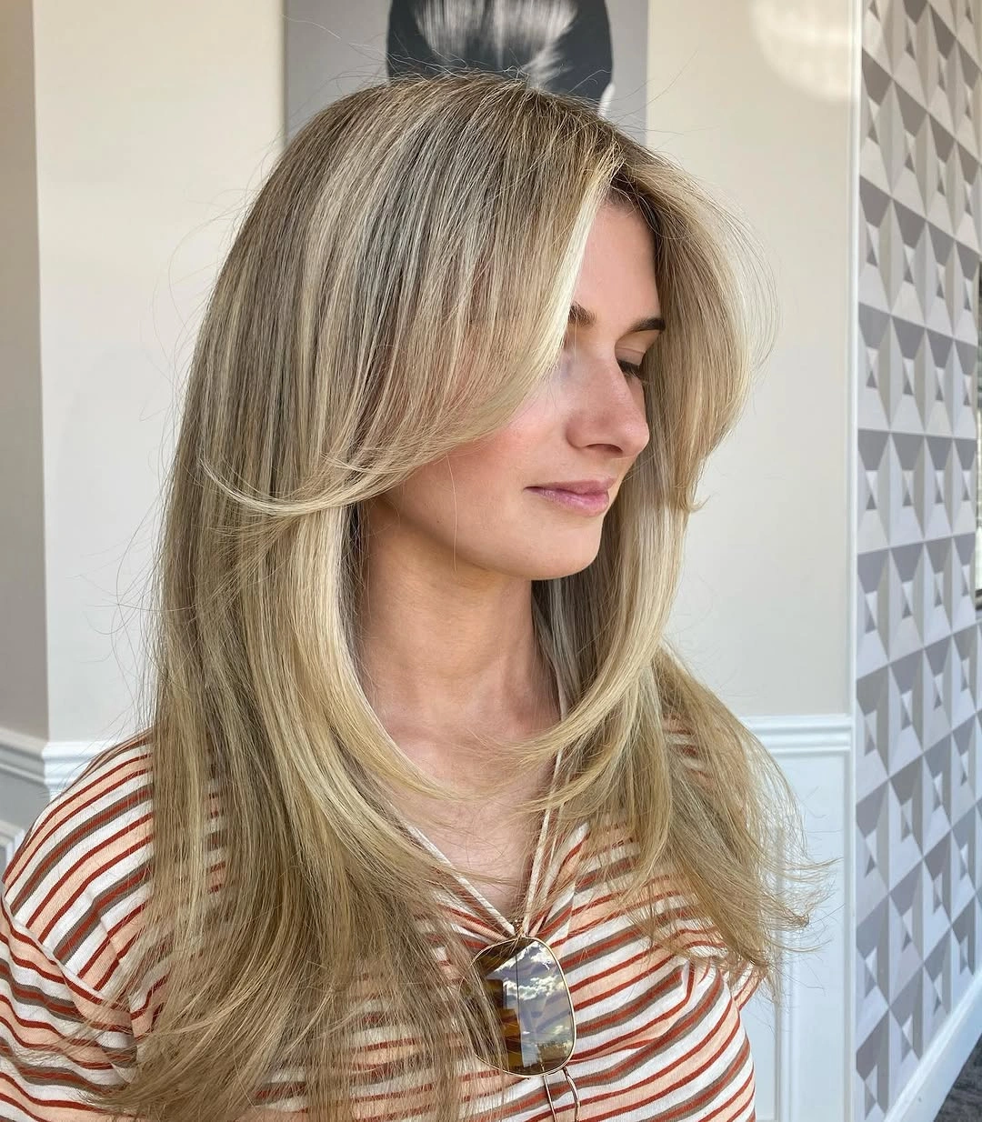 fall haircuts for women 2026 Luxury Butterfly Layers in Soft Champagne Blonde