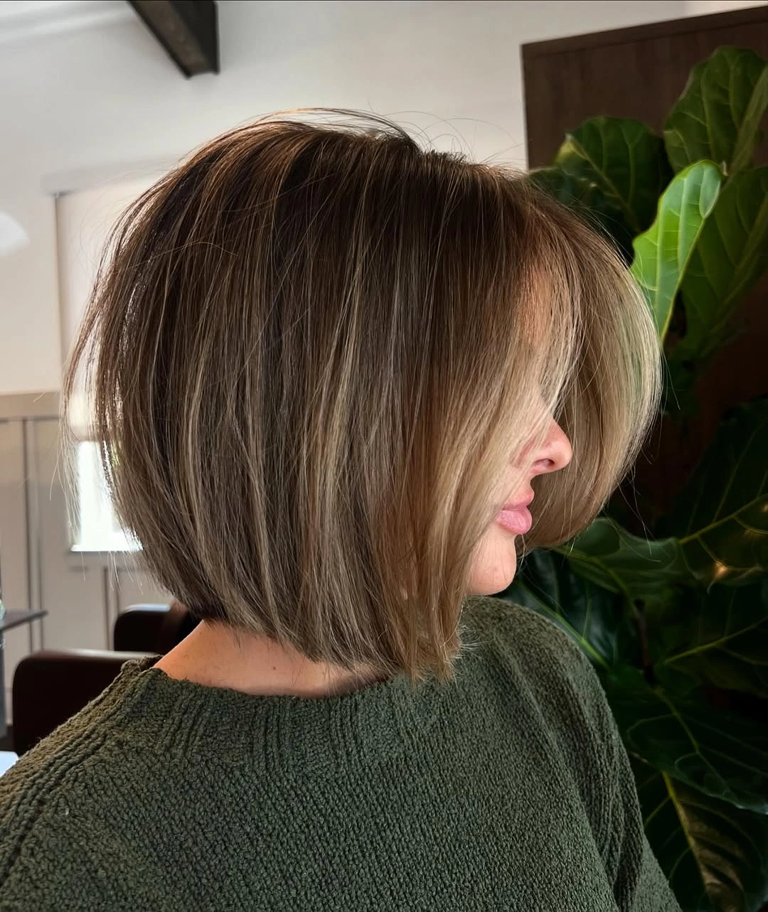 fall hairstyles 2026 Soft Italian Bob with Feathered Volume