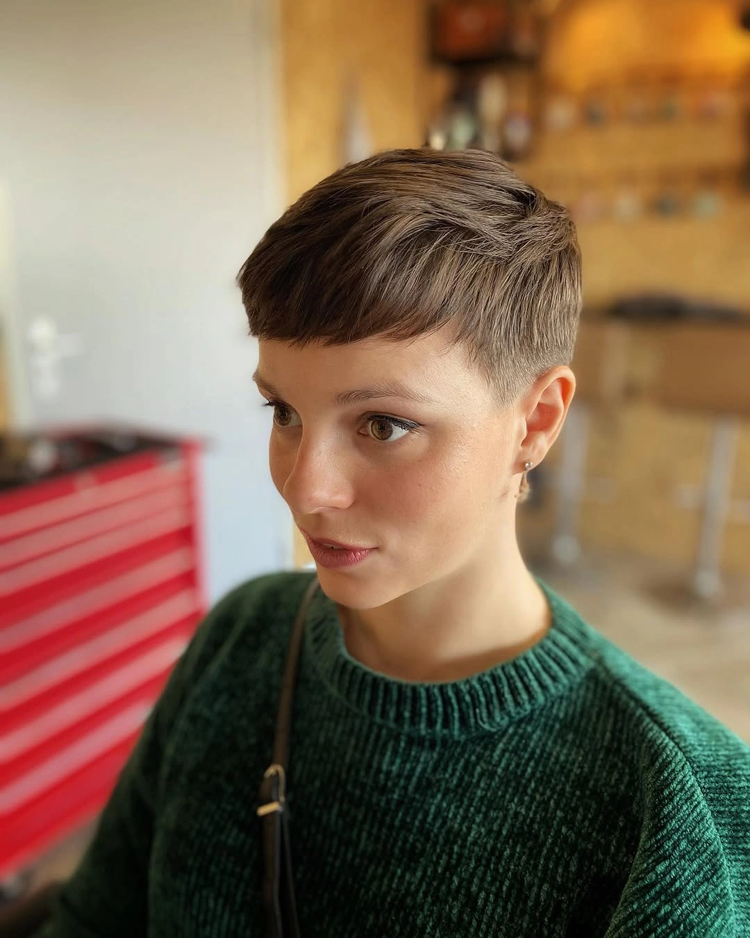 Fall hairstyles for office 2026 Modern Soft Pixie for a Confident Office Look