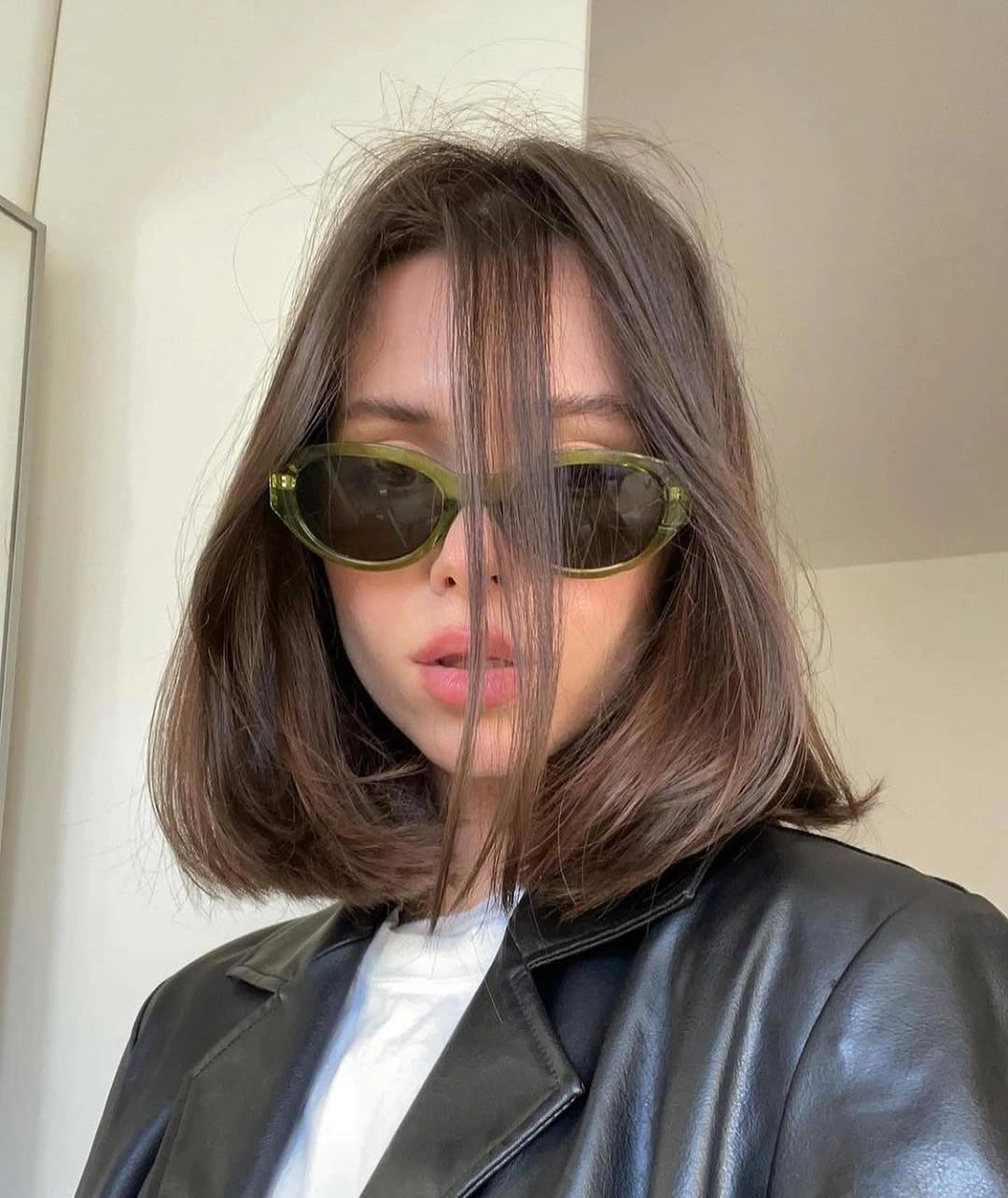 fall medium haircuts 2026 Modern French Bob Meets Medium-Length Elegance
