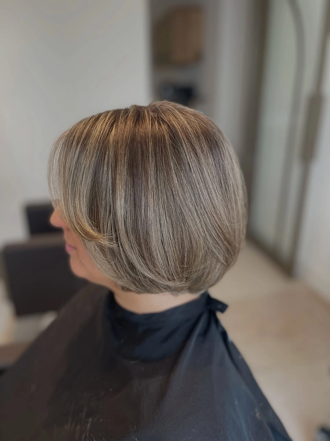 full head babylights blonde on brown hair Classic Rounded Bob With Elegant Cool Dimension