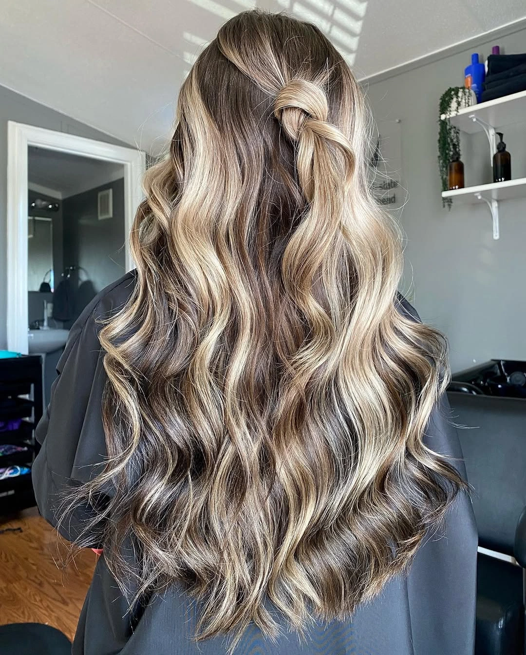 hair lowlights color ideas and inspiration Blonde Half-Up Waves With Dark Interior Pieces