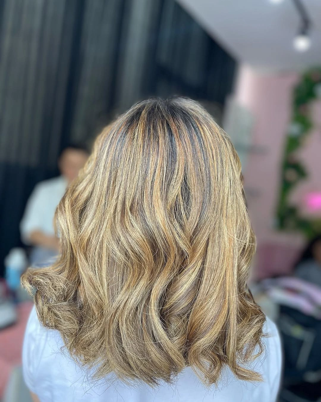 hair lowlights color ideas and inspiration Medium Blonde Waves With Beige Lowlights