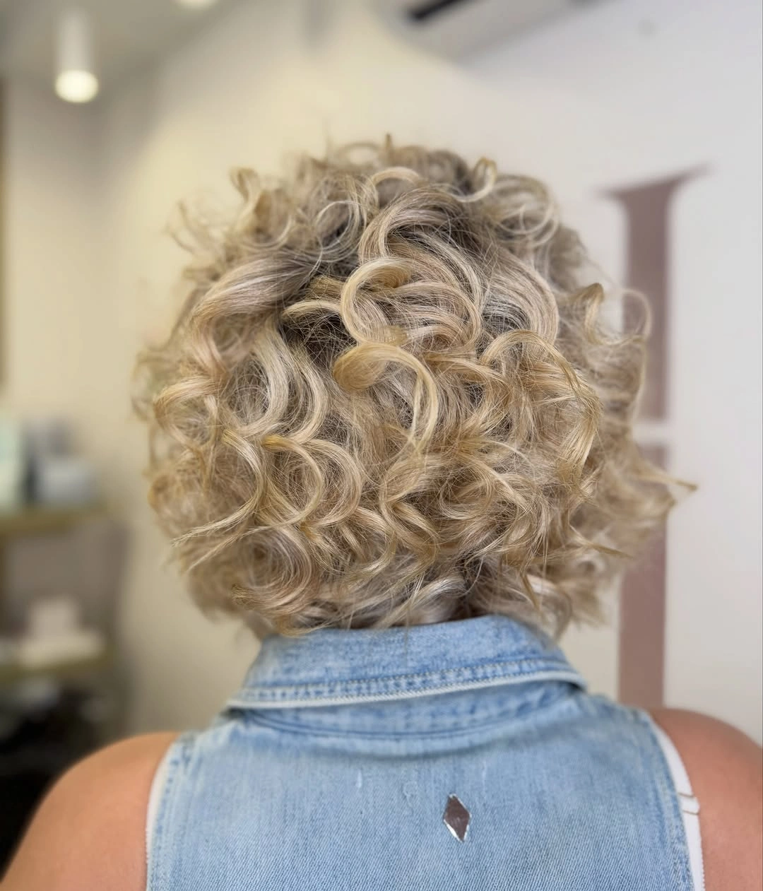 heatless curls hairstyle Rounded Blonde Curls Full of Bounce and Dimension