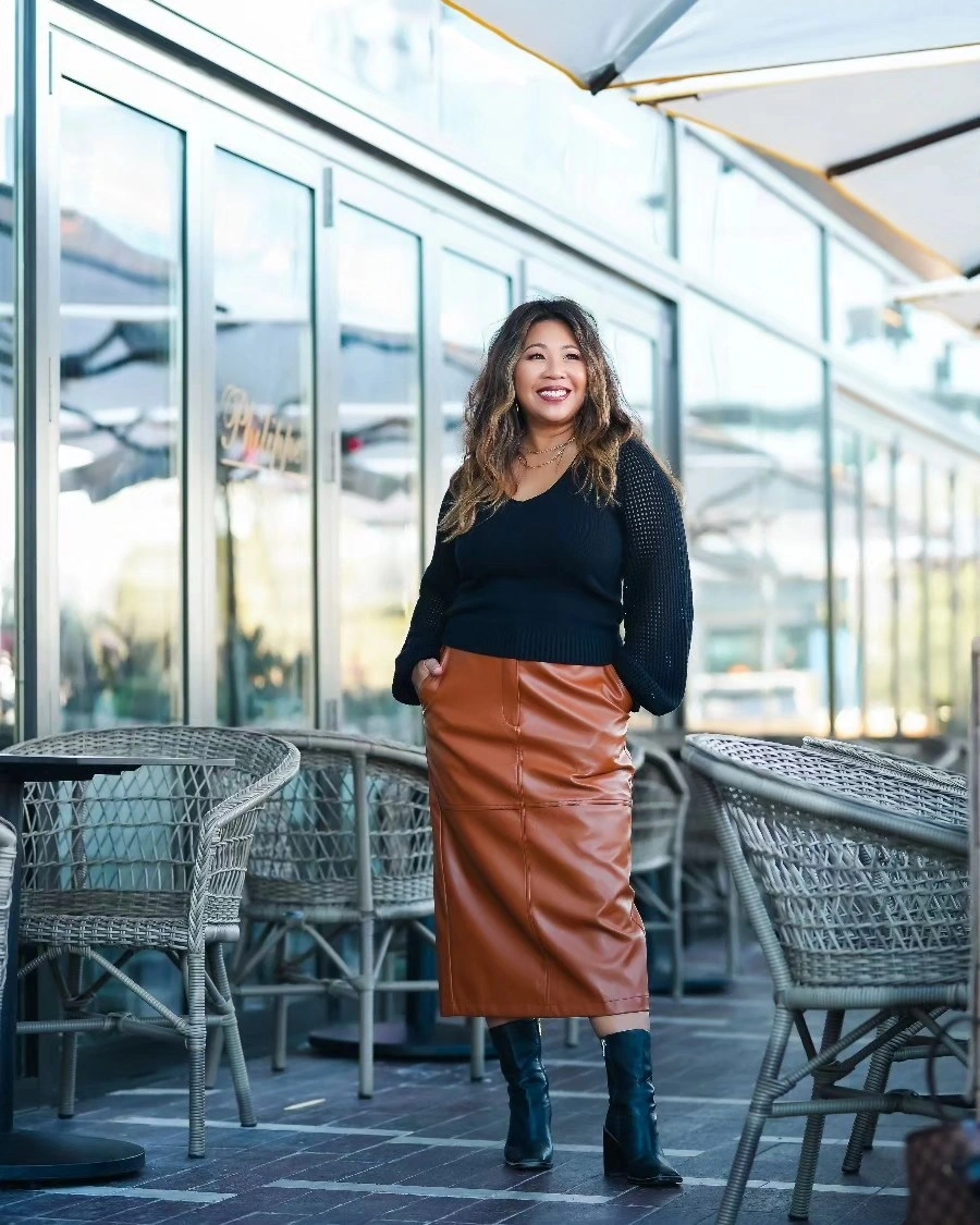 midi skirt fall outfit 2026 Warm Brown Leather for Sophisticated Autumn Dressing