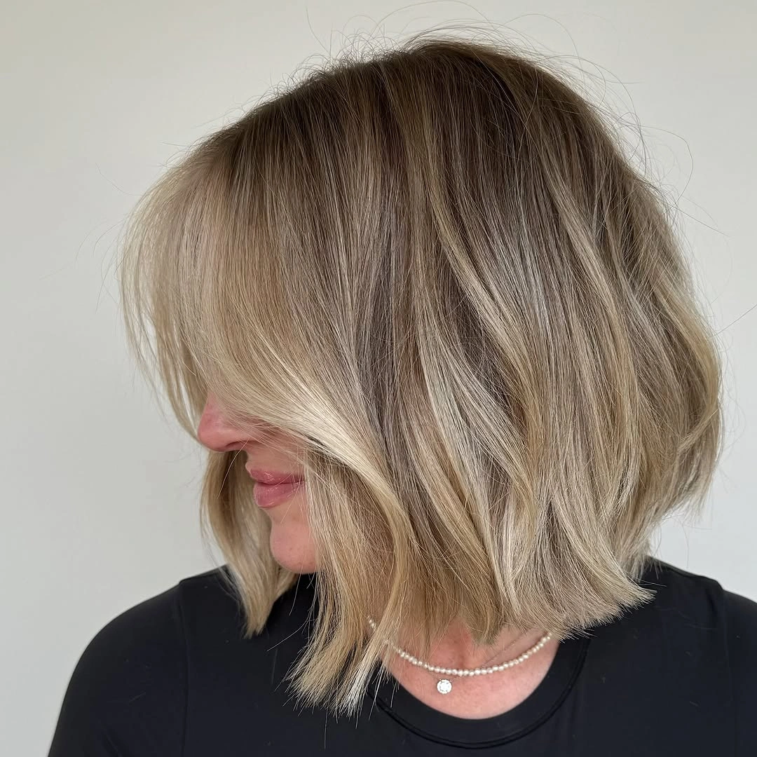 September hairstyles ideas 2026 Short Blonde Bob With Feathered Texture