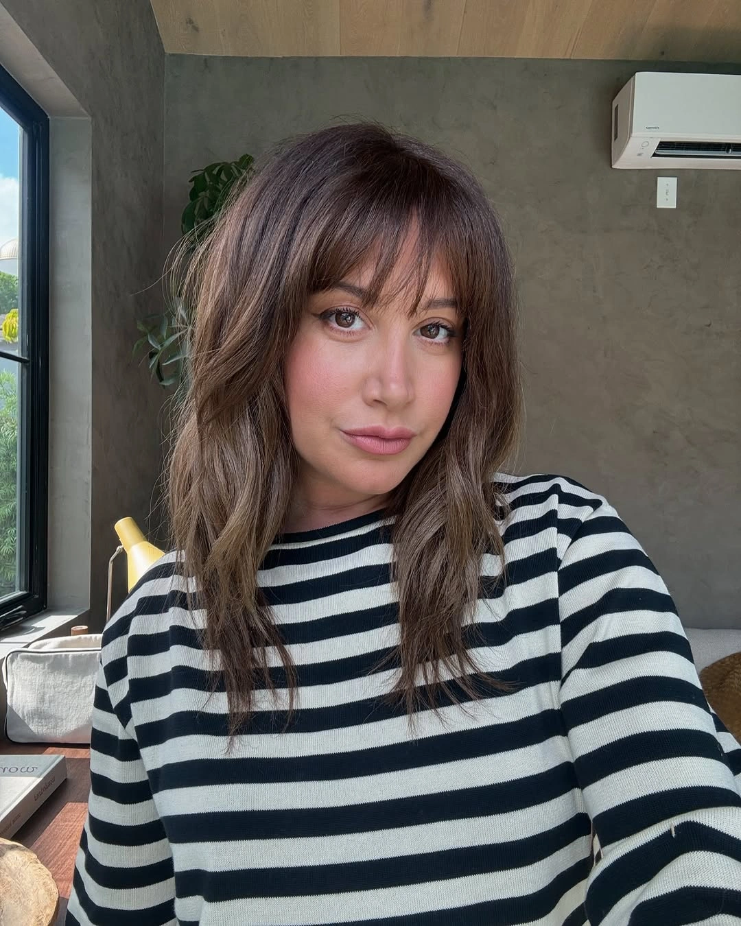 September hairstyles ideas 2026 Shaggy Brunette Layers With Wispy Bangs
