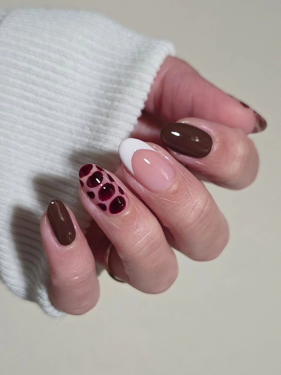 September nails color 2026 Chocolate Brown With Berry Leopard Accent