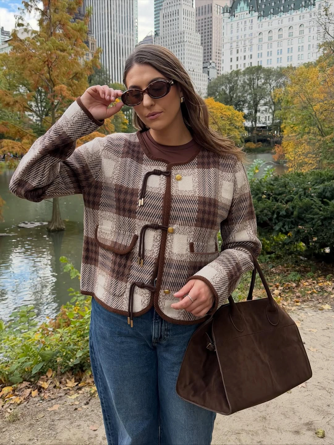 September outfits ideas 2026 Plaid Cardigan With Straight Jeans