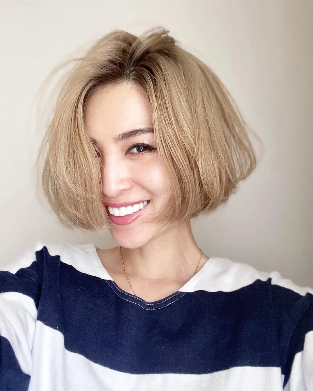 short bobbed hairstyle Soft Airy French Bob Full of Movement
