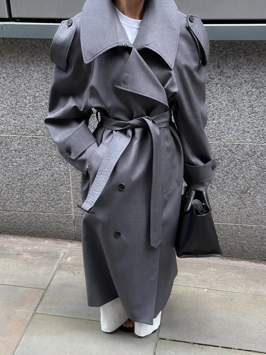 Trench coat fall outfits 2026 Architectural Gray Trench That Turns Minimalism into a Statement