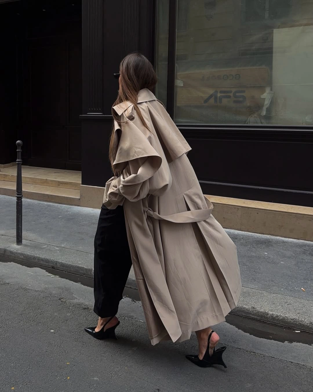 Trench coat fall outfits 2026 Flowing Beige Trench with Black Tailoring for Elegant City Evenings