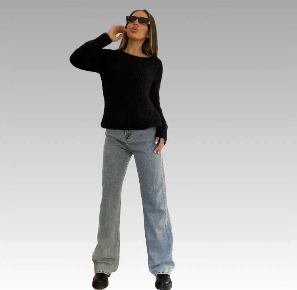 what are must-have fall outfits for 2026 Relaxed Denim with an Elevated Knit