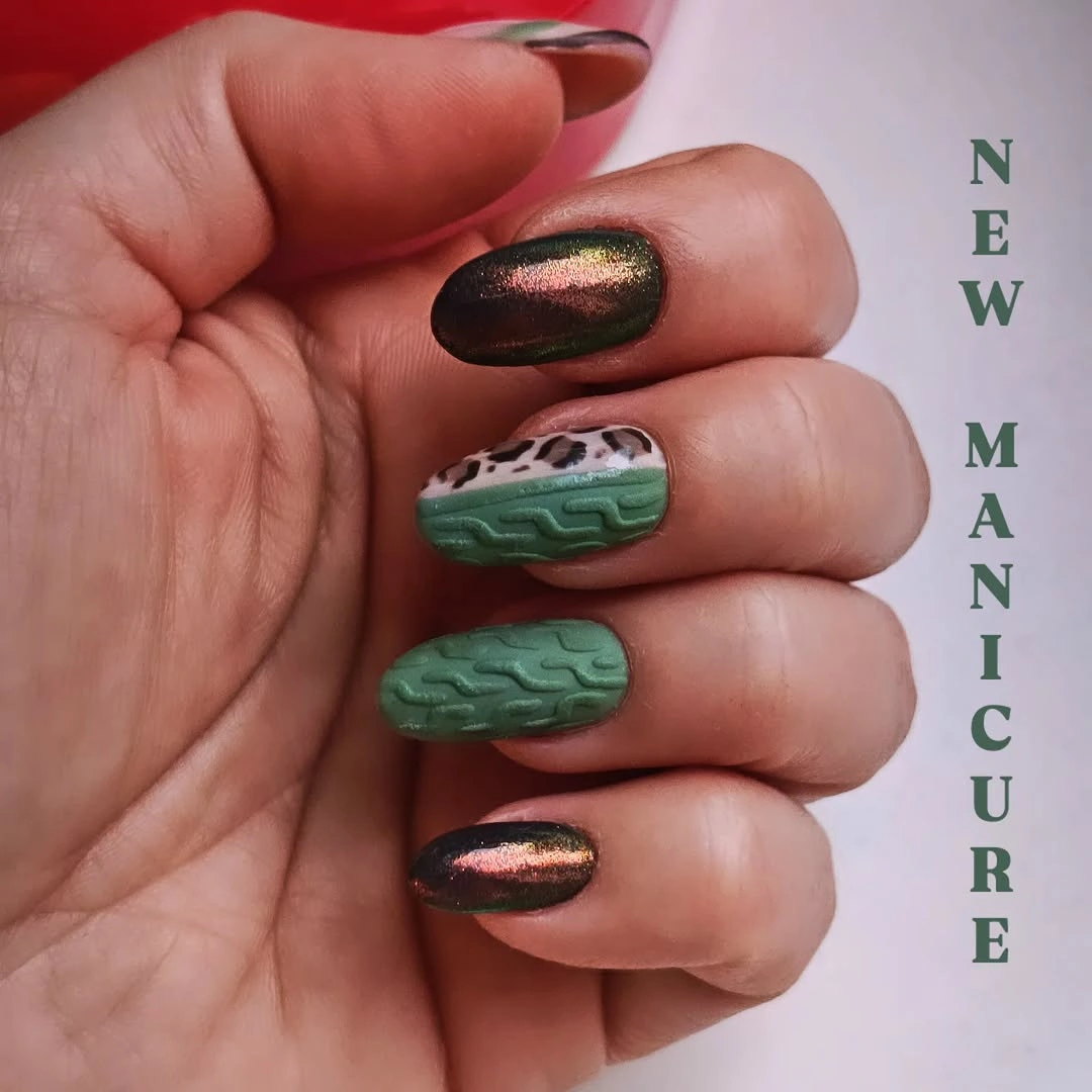 Short square nails with textured green dark shimmer and animal print