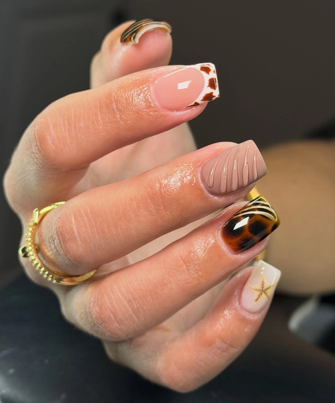 Neutral short square nails with mixed fall patterns