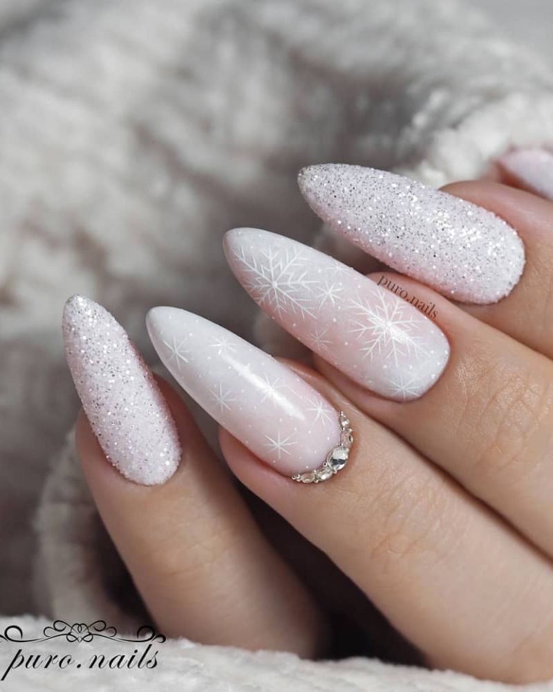 Frosted Glitter and Snowflake Almond Nails Frosted Glitter and Snowflake Almond Nails — Winter White Nails
