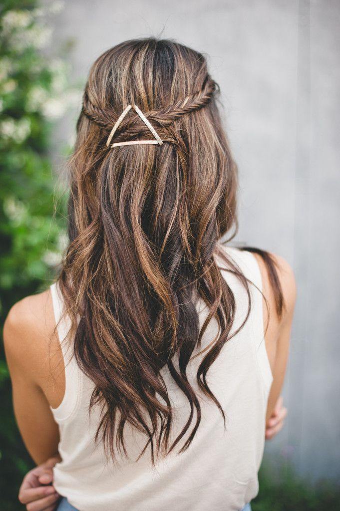 Mid-Back Wavy Hair With Braided Headband Mid-Back Wavy Hair With Braided Headband — Winter Date Night Hairstyles