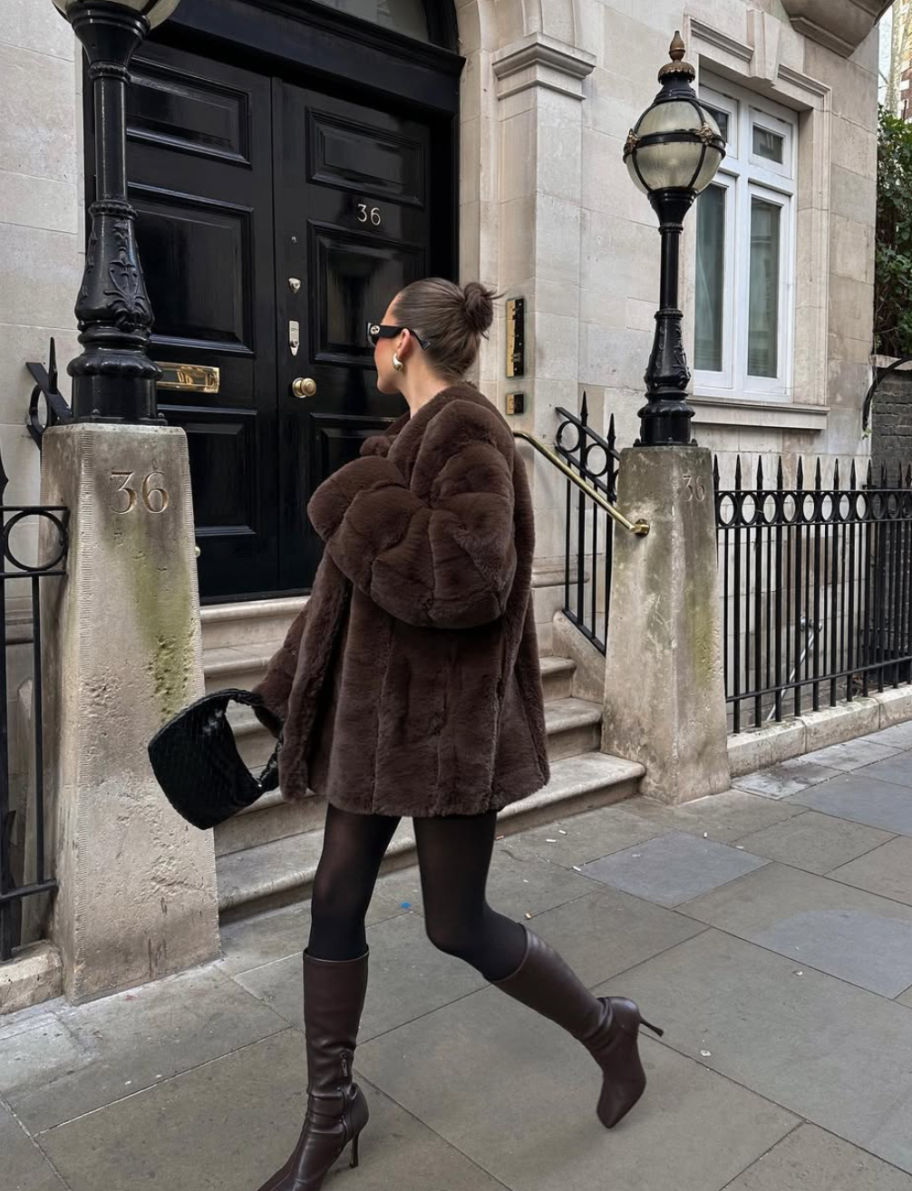 Oversized Faux Fur Coat with a Black Skirt and Tights Oversized Faux Fur Coat with a Black Skirt and Tights — Winter Skirt Outfits