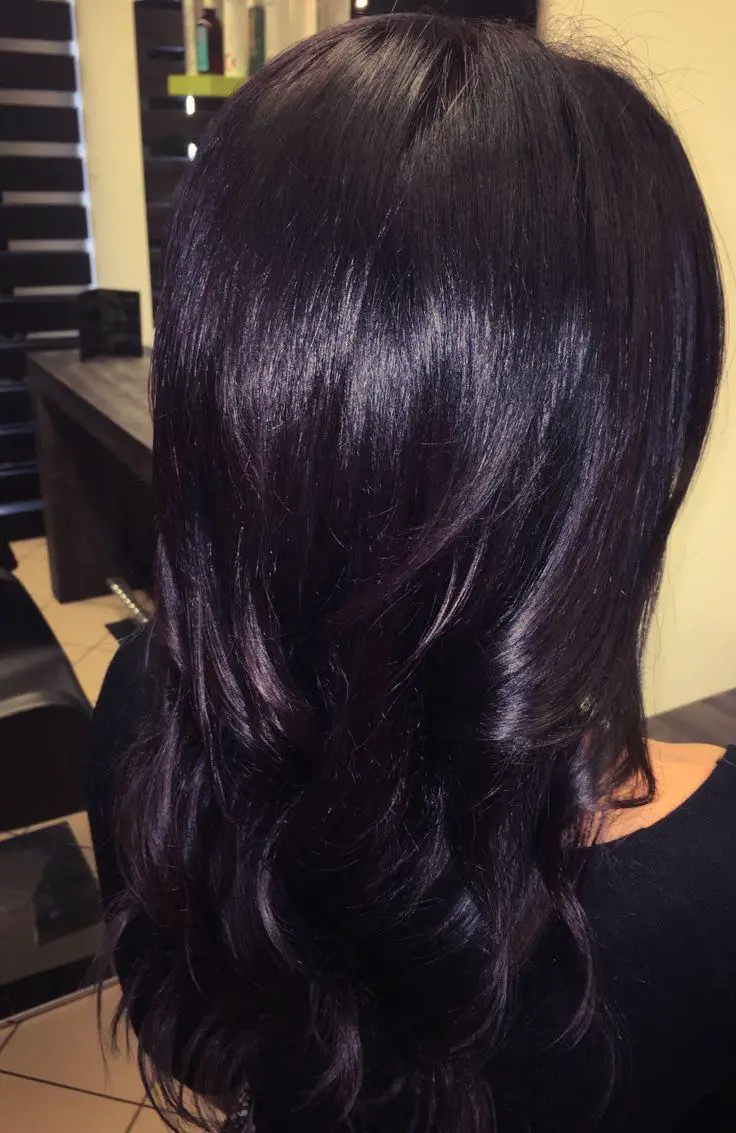 Collarbone Layered Jet Black Waves Collarbone Layered Jet Black Waves — Jet Black Hair