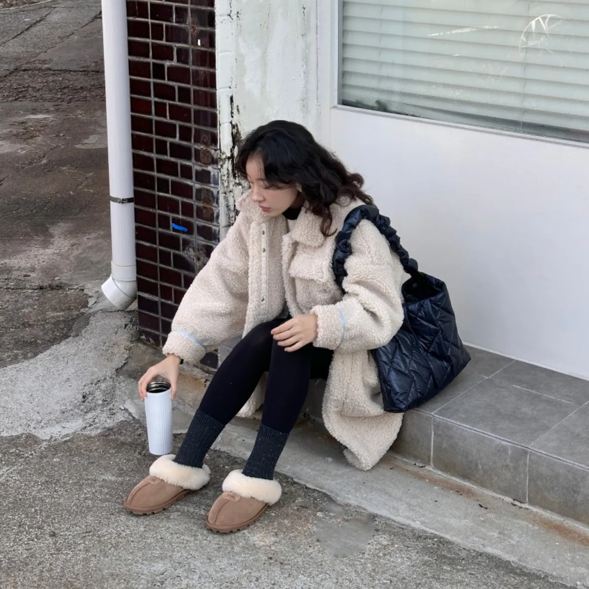 Outfit Ugg Coquette Coquette Slipper Outfit Cozy Up With UGG Coquettes Must-have